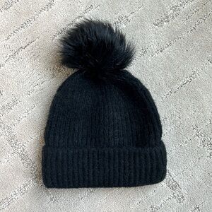 Columbia Black Pom Beanie
